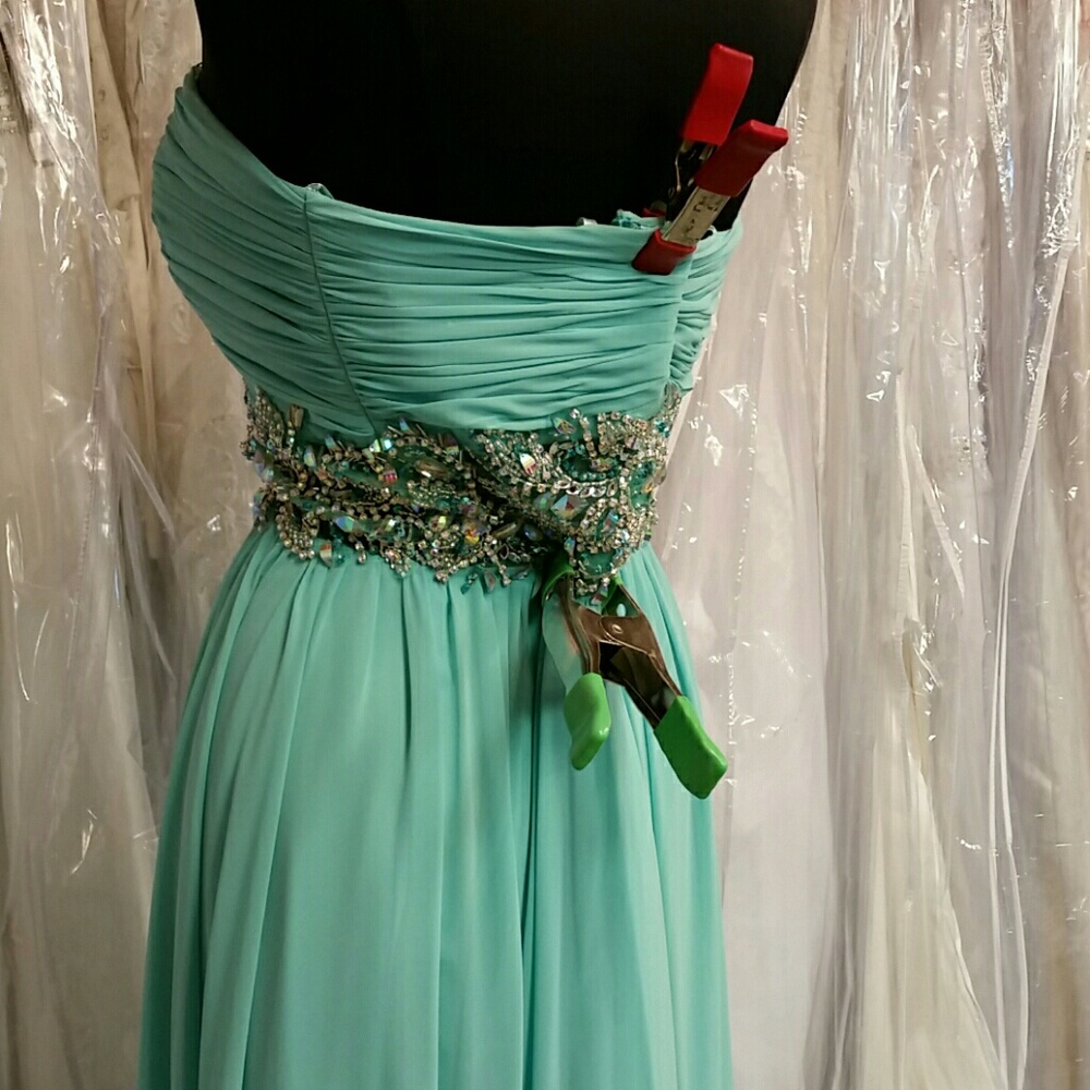 Mint Green Bejeweled Dress - Picture 5 of 5